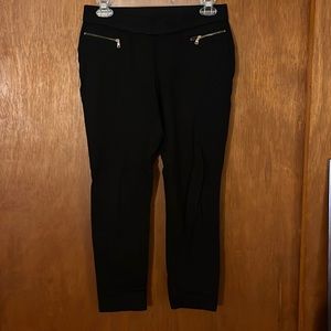 Ann Taylor black pant/leggings - size small